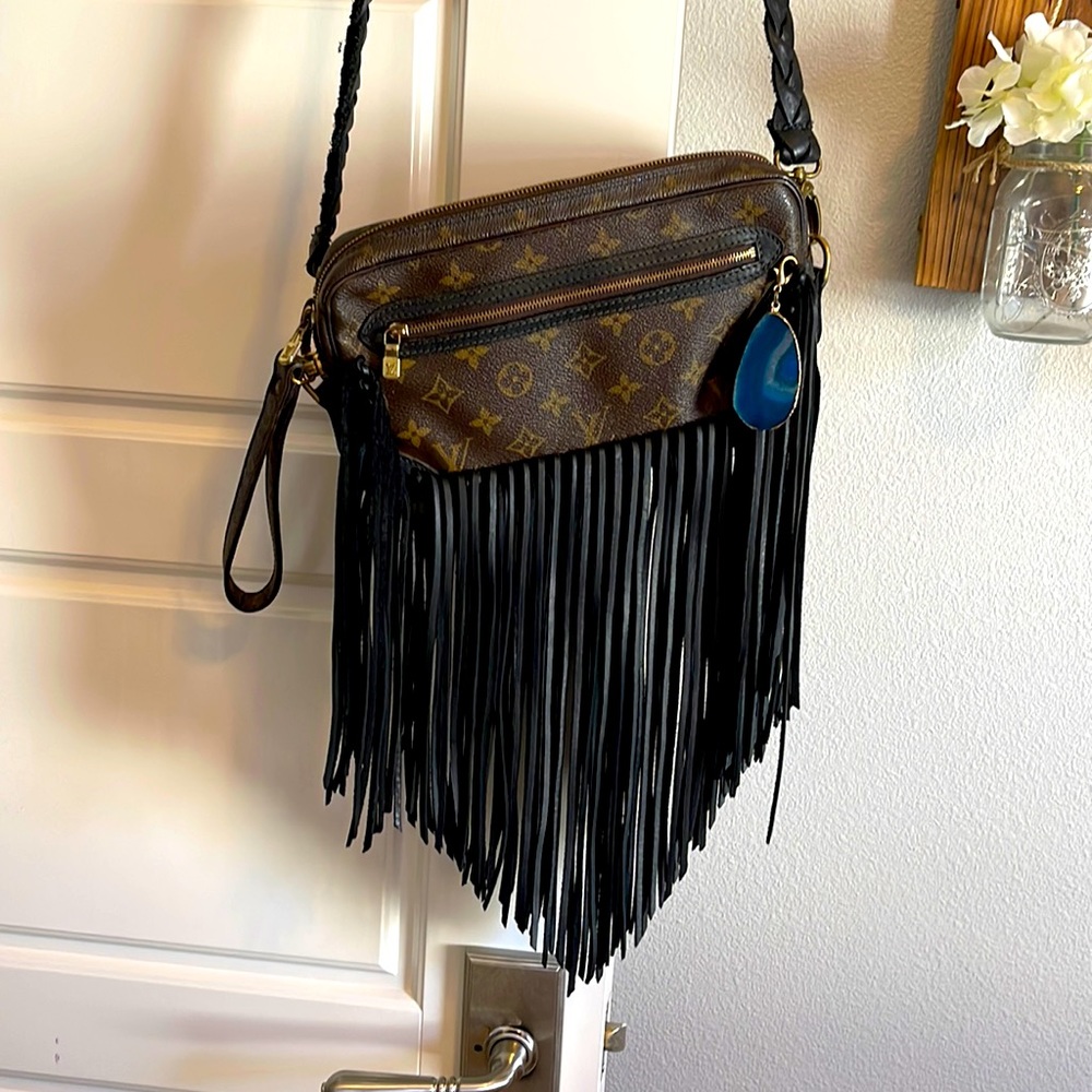 Vintage boho lv purse